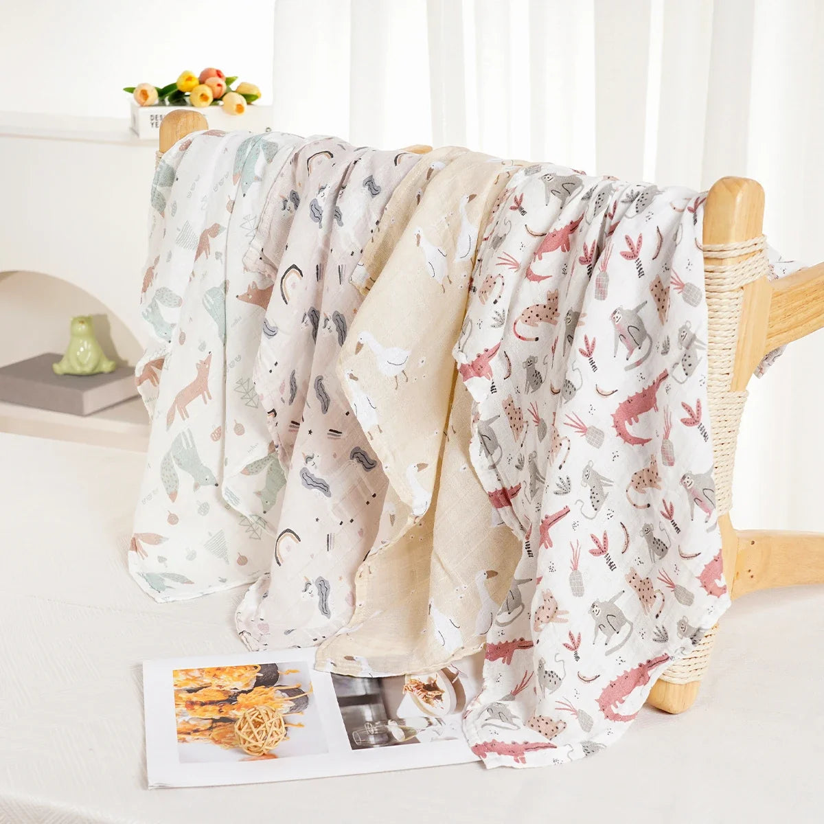 Elinfant 4-Piece Set – Soft Muslin Baby Burp Cloths & Drool Bibs, 60x60cm Comfortable Baby Scarf Blanket