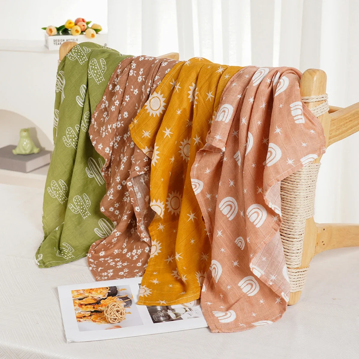 Elinfant 4-Piece Set – Soft Muslin Baby Burp Cloths & Drool Bibs, 60x60cm Comfortable Baby Scarf Blanket